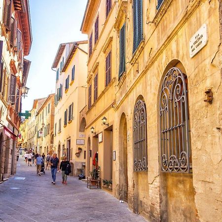 Il Loggione,Montepulciano Esperienza Toscana, 150 Mt Da Piazza Grande エクステリア 写真